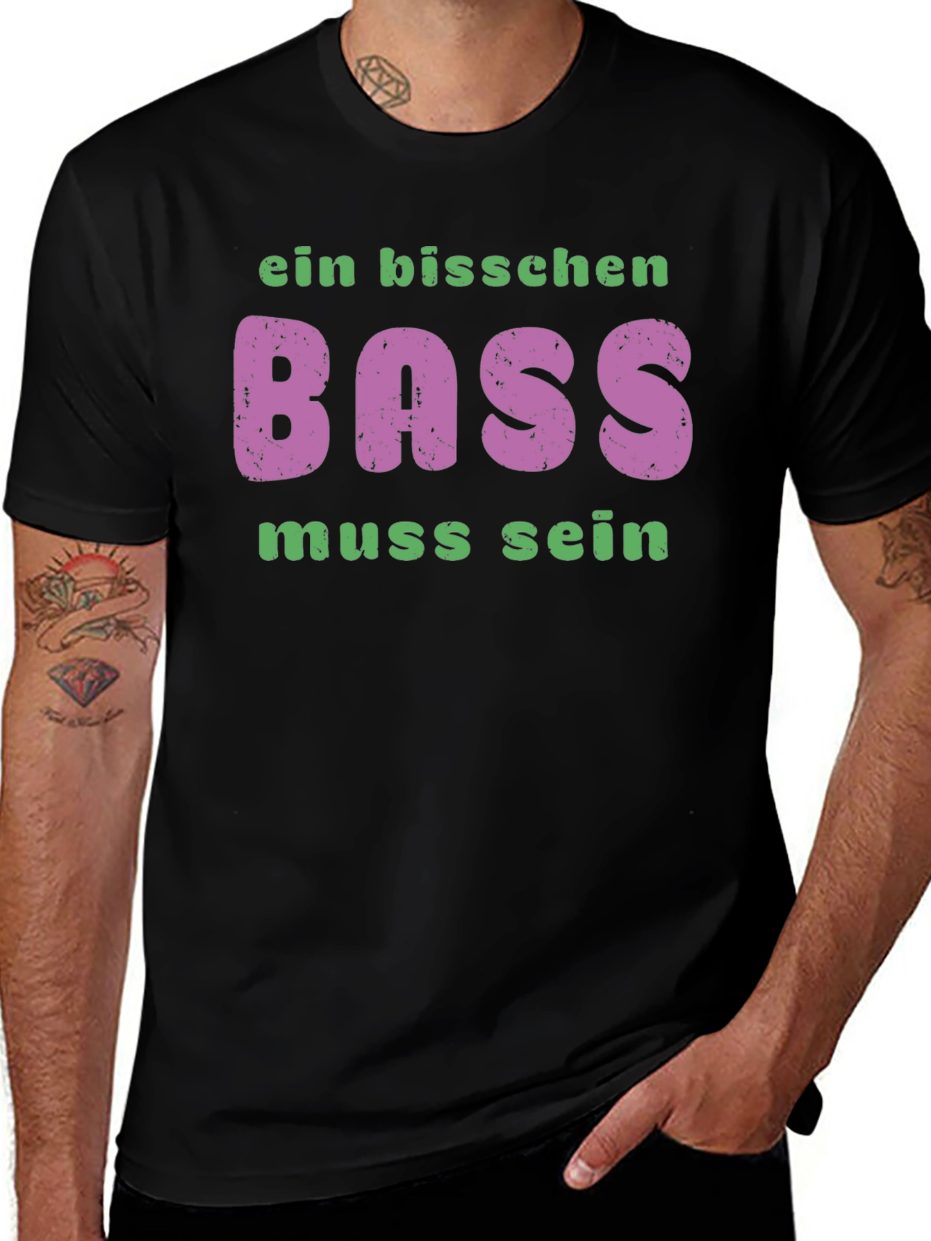 Ein Bisschen Bass Muss Sein Black T-Shirt
