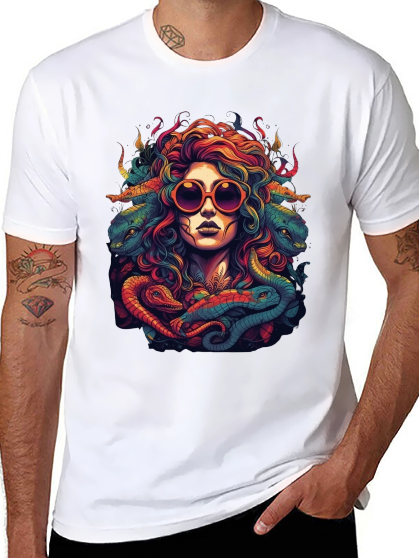 Medusa Graphic Tee - Retro Style
