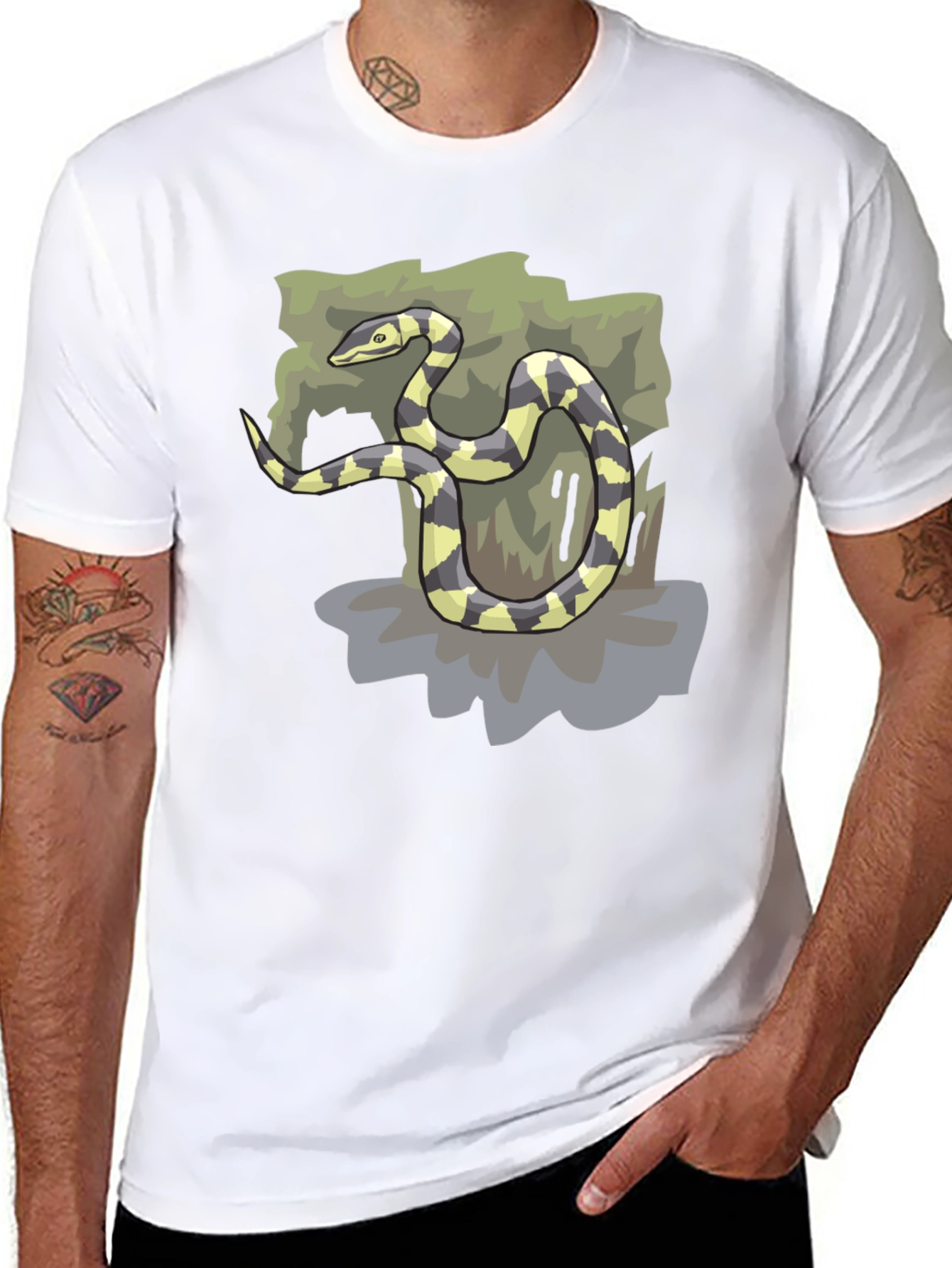 Snake Graphic Black T-Shirt - Casual Style