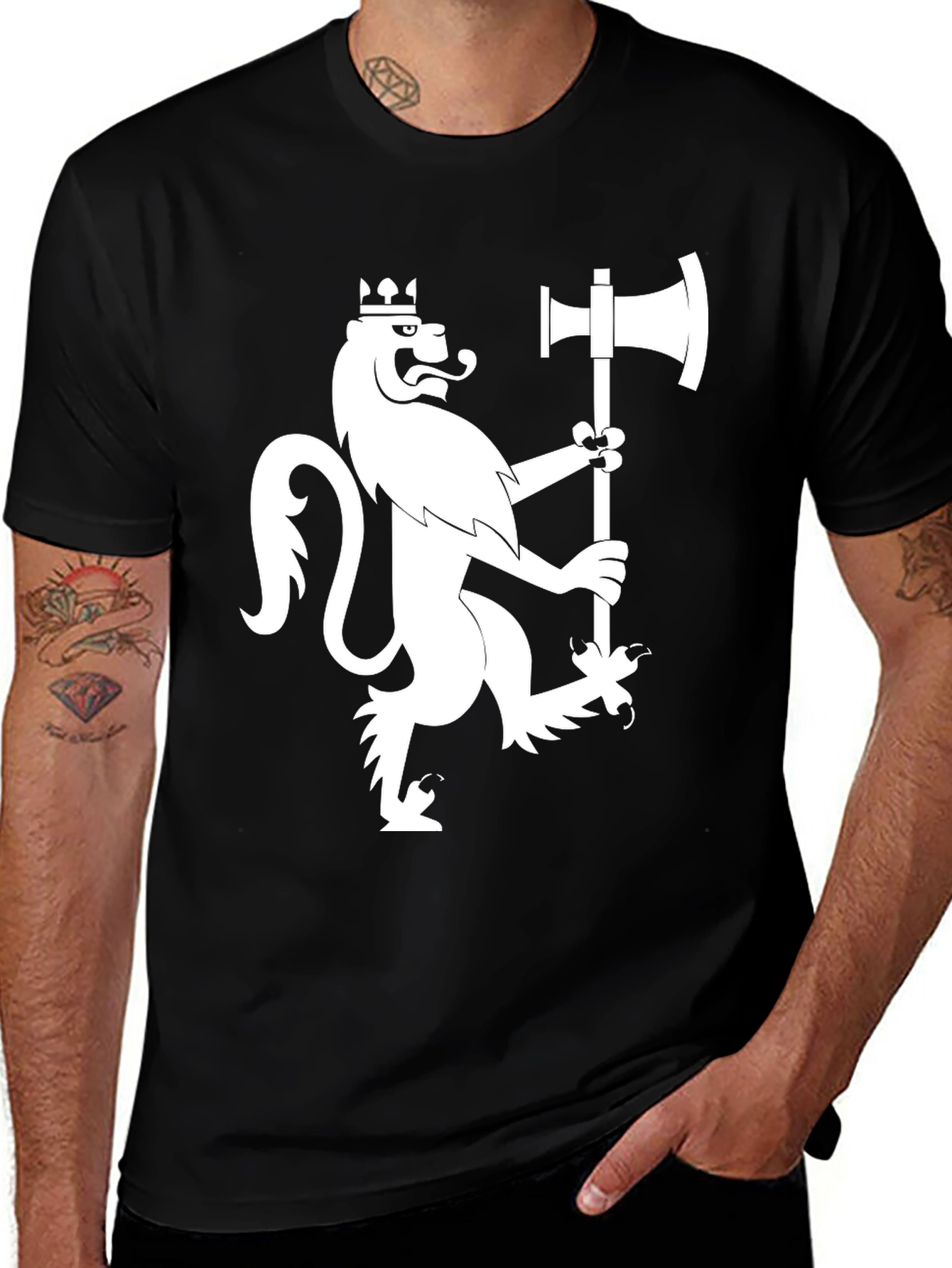 Lion Rampant Axe Graphic Tee - Black