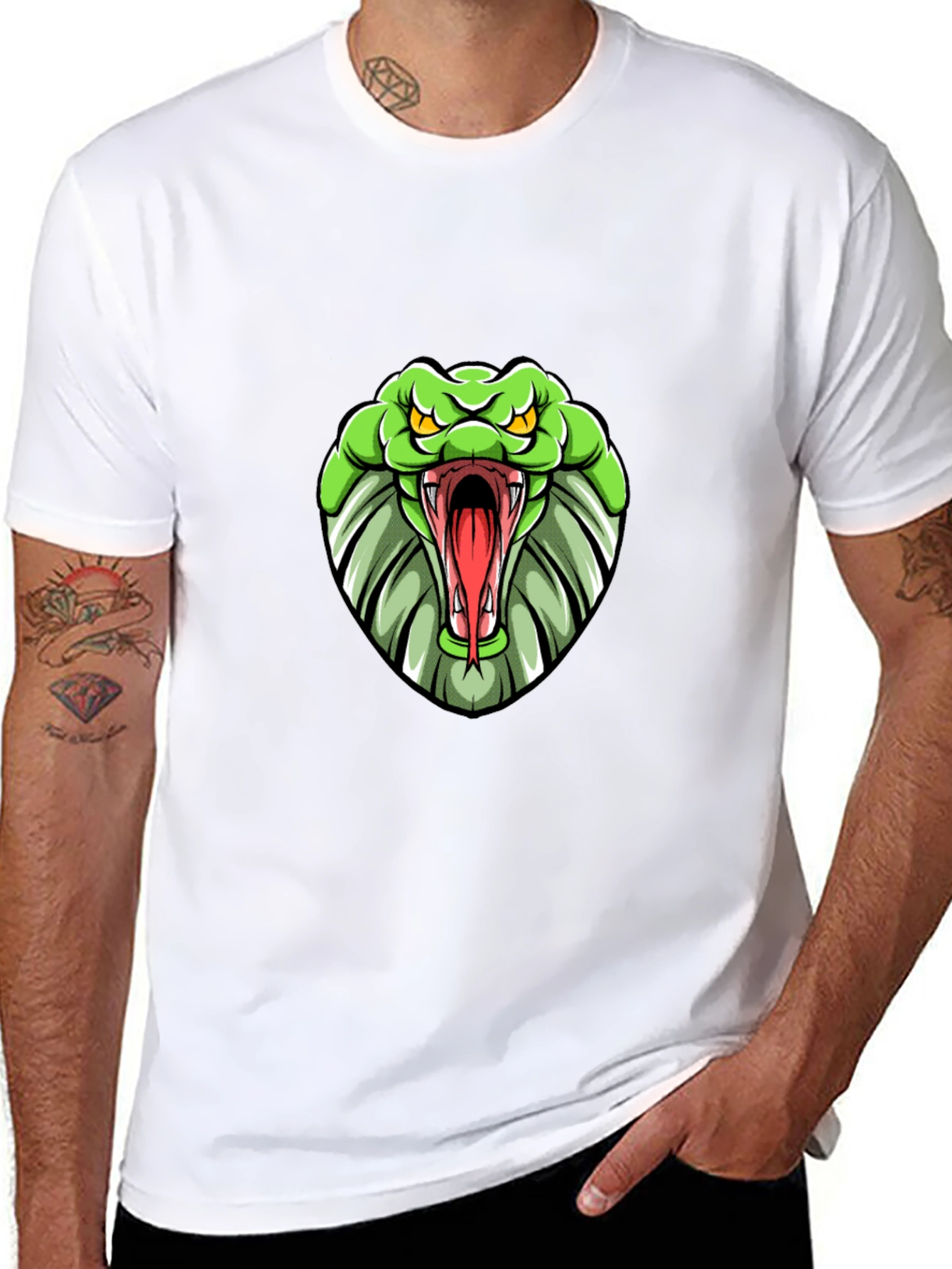 Cobra Graphic Print Tee - Black