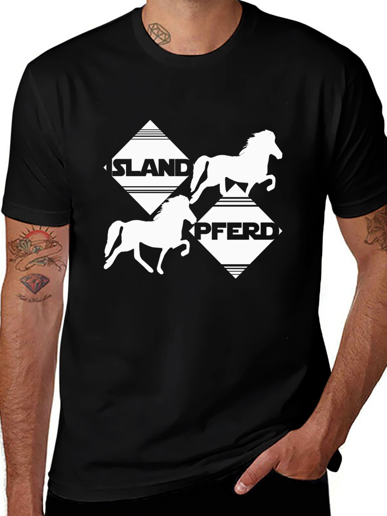 Islandpferd Graphic Tee - Black Cotton T-Shirt
