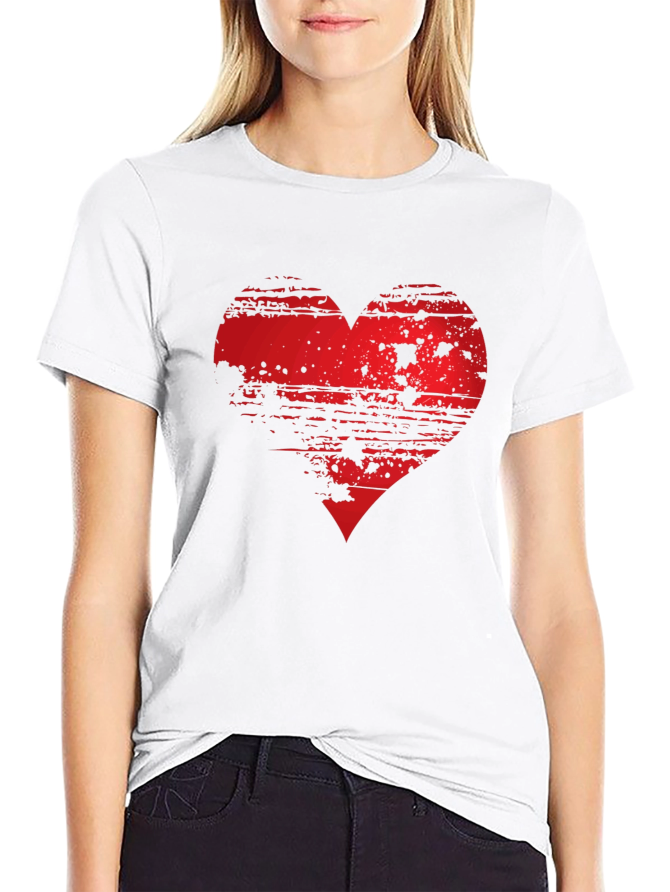 Grunge Heart Graphic Tee - Modern Style
