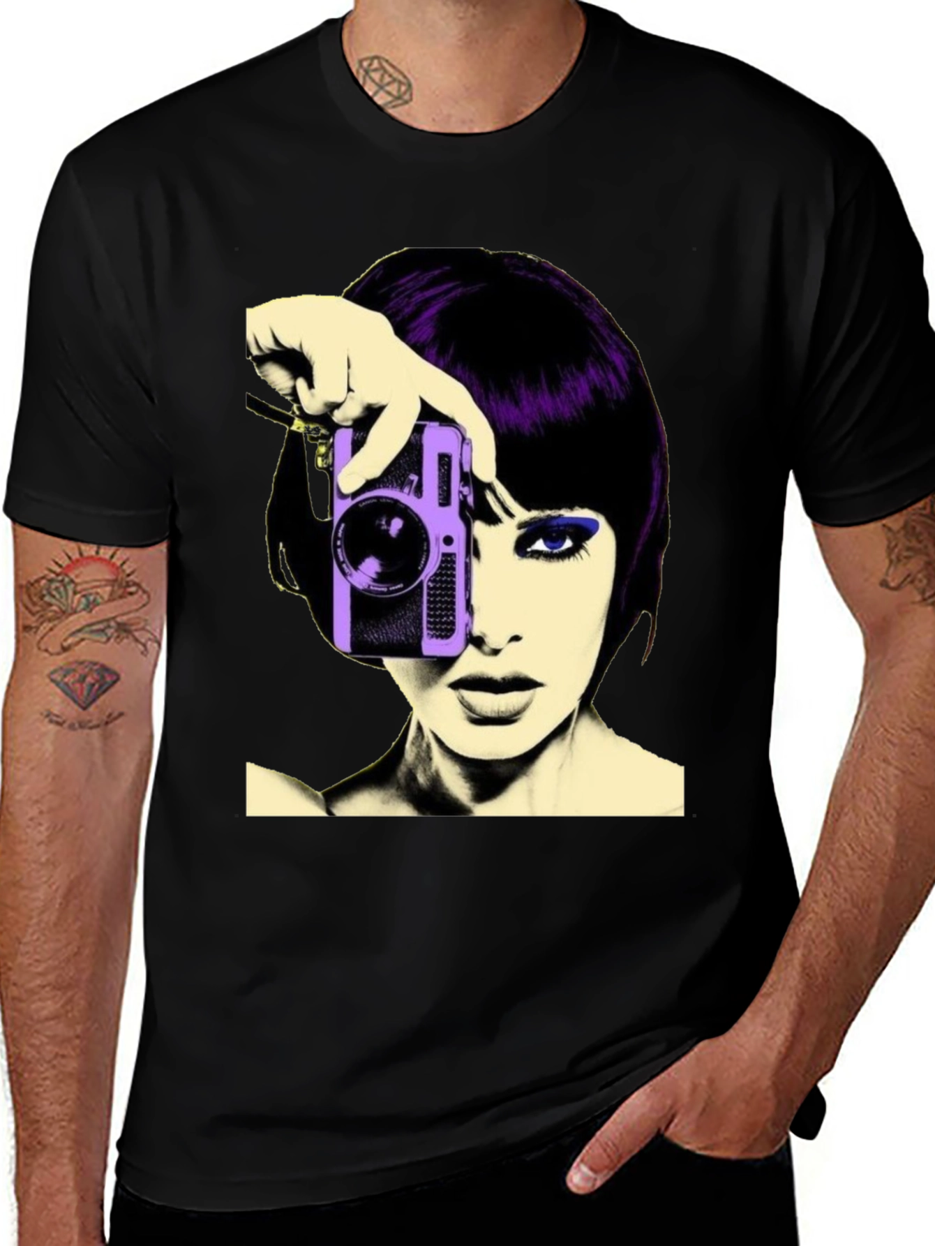 Retro Woman Camera T-Shirt - Black